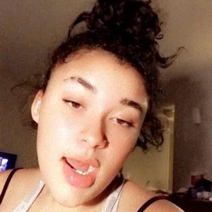 Meet your Posher, Hope